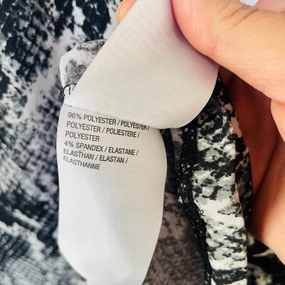 Susan Graver Liquid Knit Size XL blouse top - Picture 6 of 8